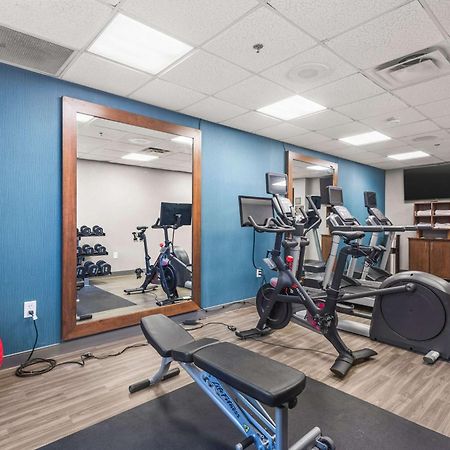 Hampton Inn Columbus-North Bagian luar foto