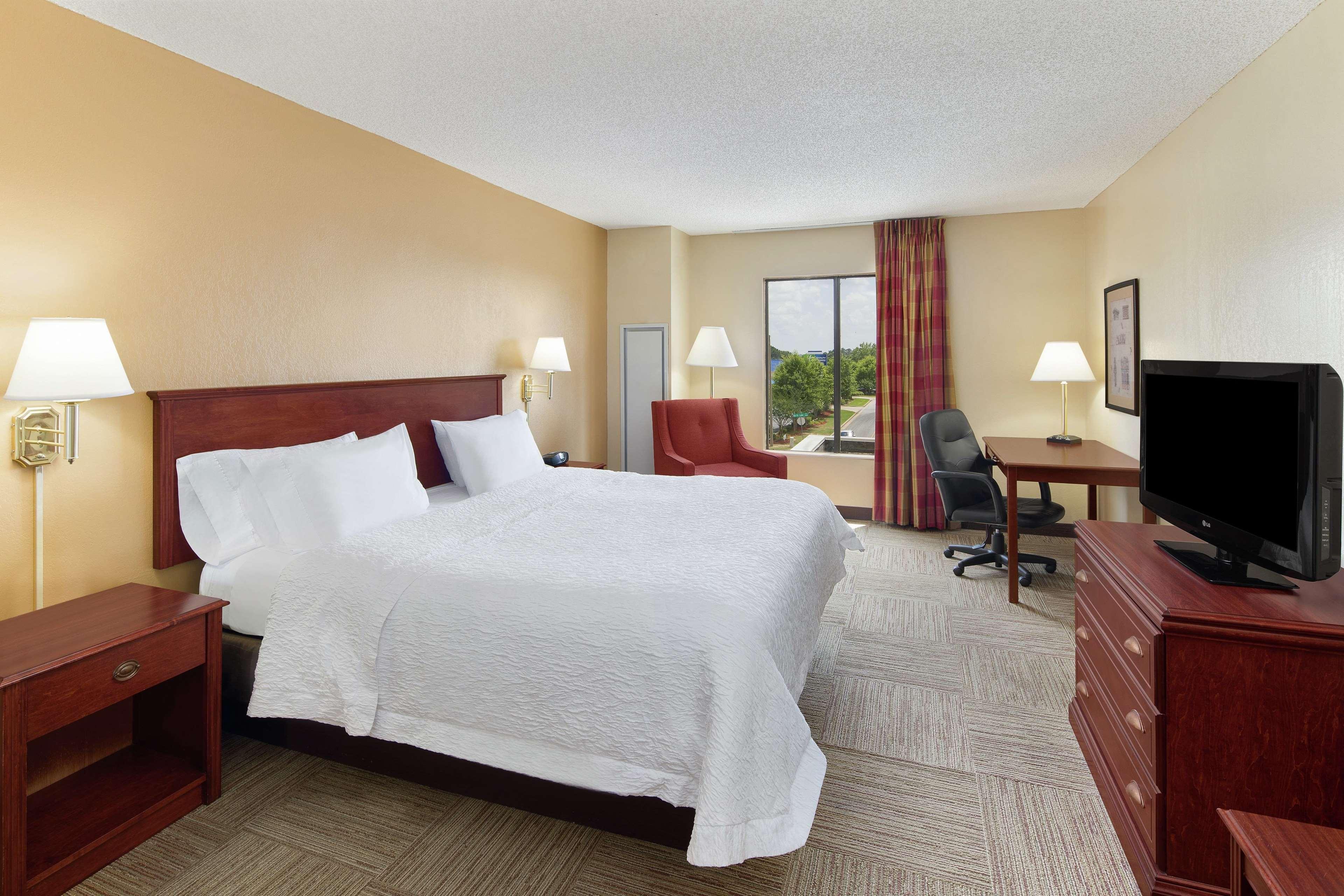 Hampton Inn Columbus-North Bagian luar foto
