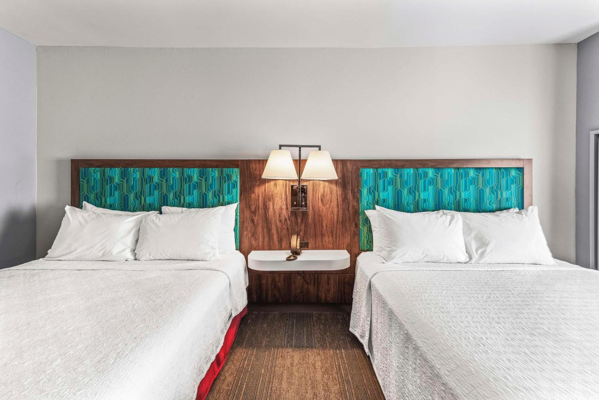 Hampton Inn Columbus-North Bagian luar foto