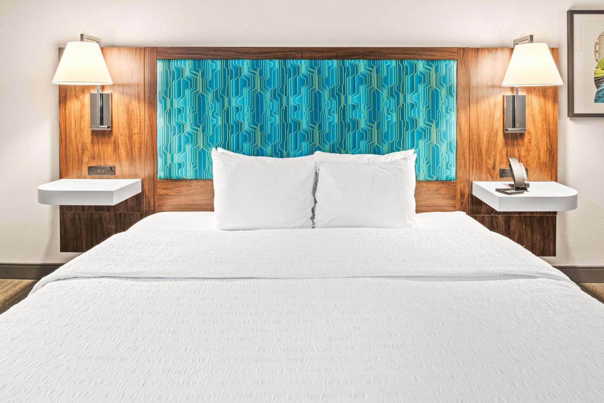 Hampton Inn Columbus-North Bagian luar foto