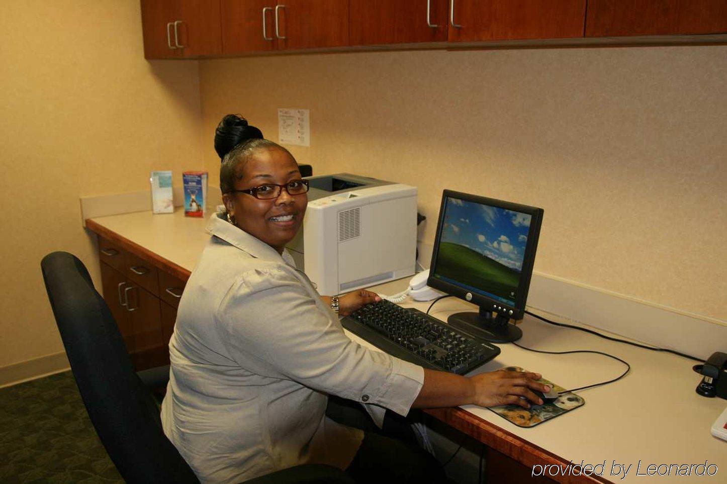 Hampton Inn Columbus-North Fasilitas foto