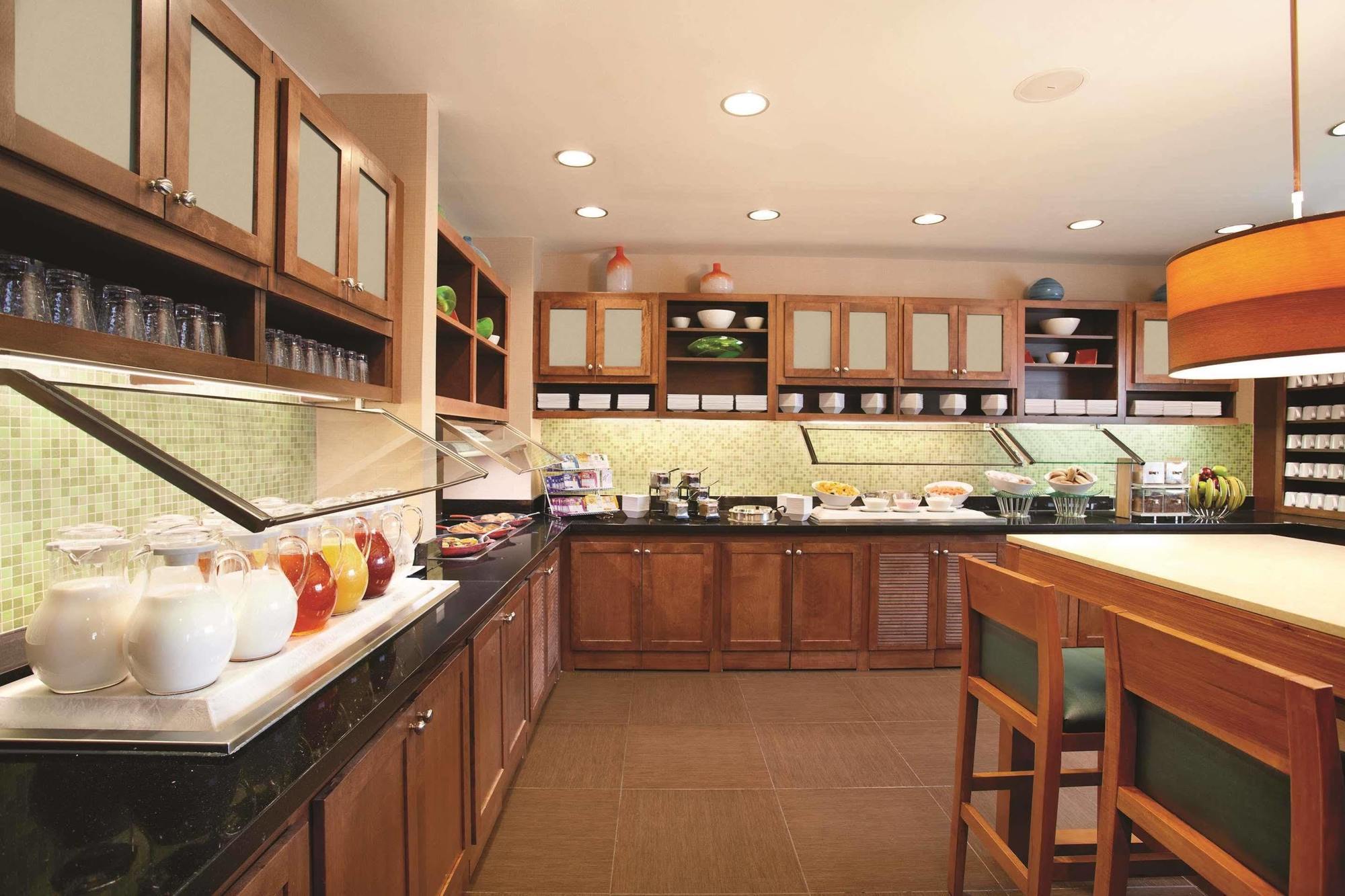 Hampton Inn Columbus-North Bagian luar foto